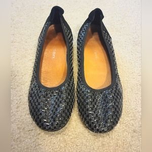 Bernie Mev Ballet Flats
